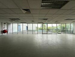Moreton Logistics Centre (D5), Retail #620578621